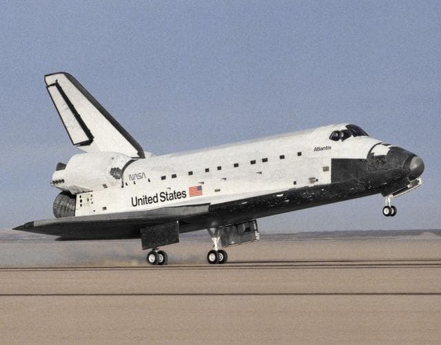 NASA image: Shuttle Atlantis Landing at Edwards