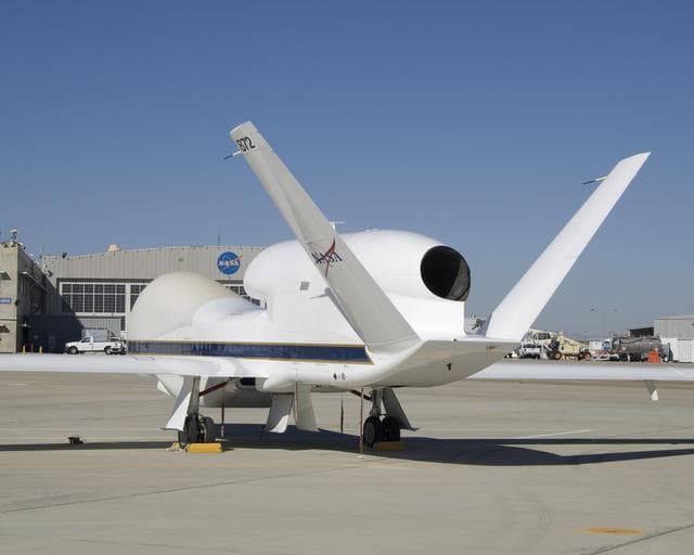 NASA image: ED07-0244-058