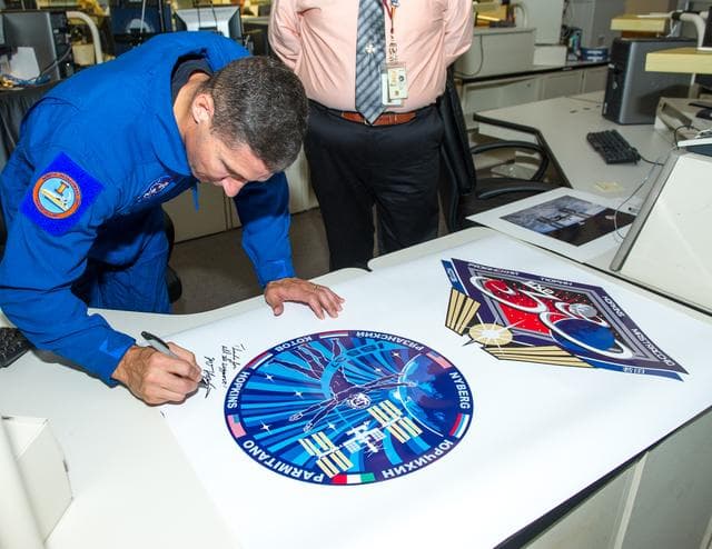 NASA image: Flight Engineer of Expedition 37/38 Visits Goddard, NASA Astrona
