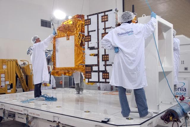 NASA image: KSC-08pd1301