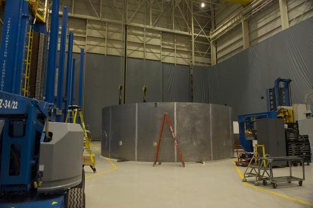 NASA image: SLS core stage simulator