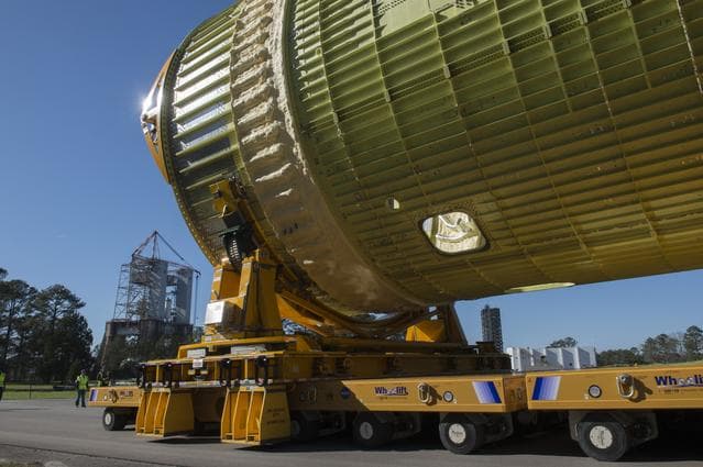 NASA image: The SLS Stages Intertank Structural Test Assembly (STA) arrives at MSFC 