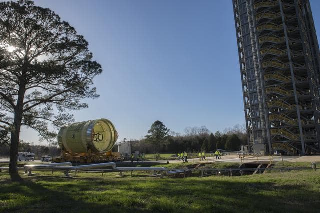 NASA image: The SLS Stages Intertank Structural Test Assembly (STA) arrives at MSFC 