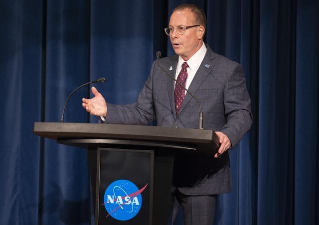 NASA image: NASA Administrator at Stennis Space Center