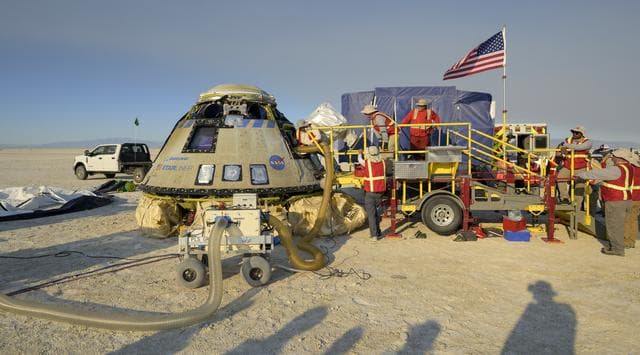 NASA image: Boeing Orbital Flight Test-2 Landing