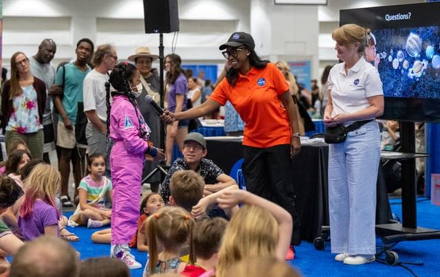 NASA image: NASA Space Stories at National Book Festival