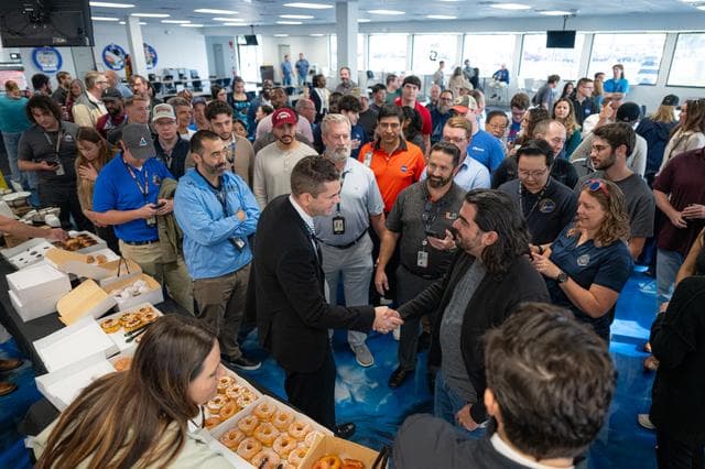 NASA image: Administrator Isaacman Visits Kennedy