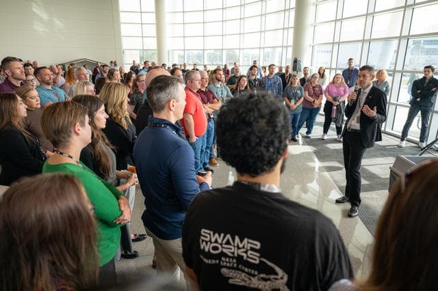 NASA image: Administrator Isaacman Visits Kennedy