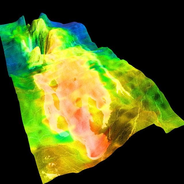 NASA image: Magellan View of Crater Markham, 0° N, 163° E
