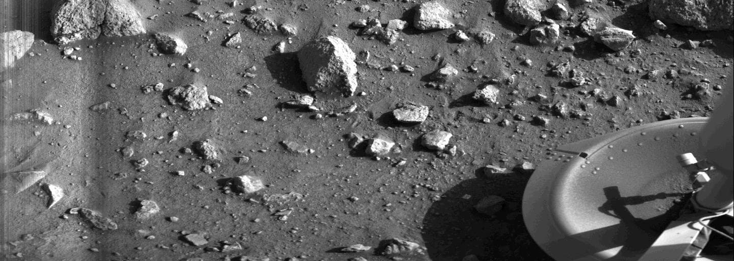 NASA image: First Photograph Taken On Mars Surface