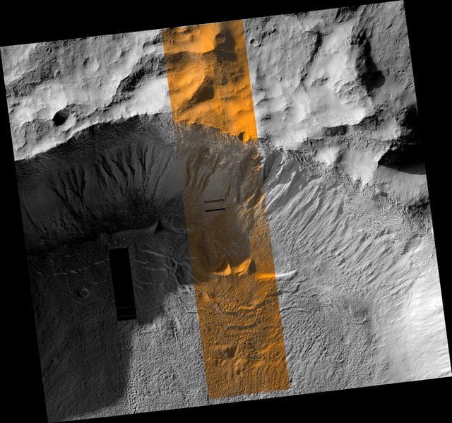 NASA image: Crater Edge in Terra Sirenum