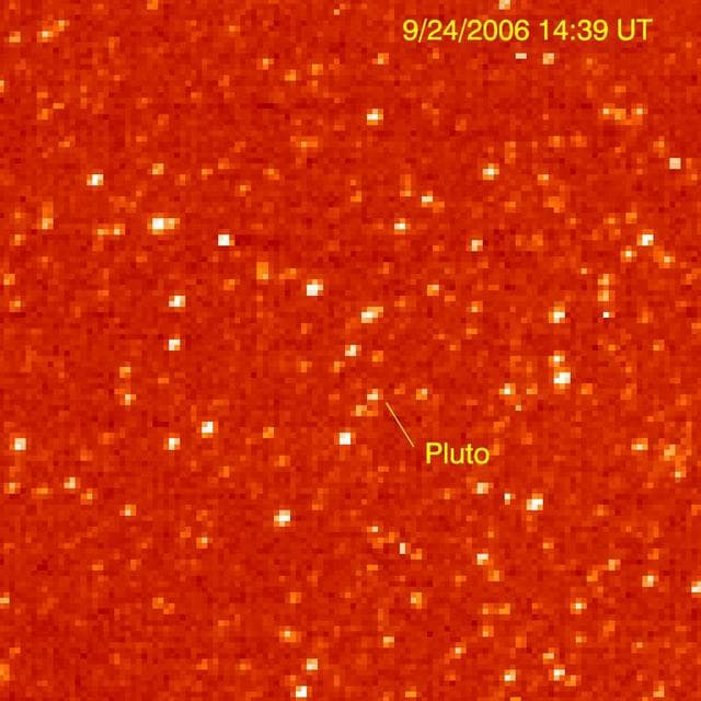 NASA image: New Horizons Sees Pluto