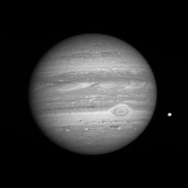 NASA image: On Approach: Jupiter and Io