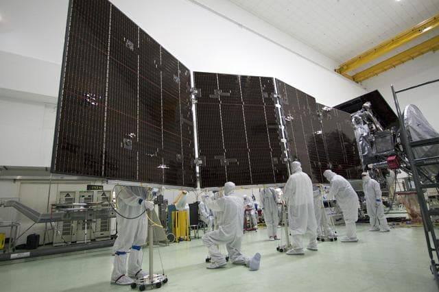 NASA image: Packing Juno Power