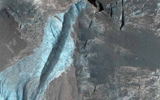 NASA image: Sedimentary Bedrock Diversity in Terby Crater