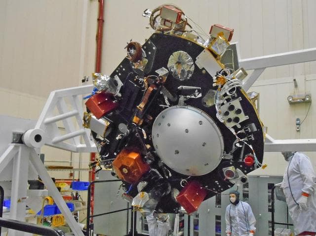 NASA image: Turning the InSight Lander Science Deck