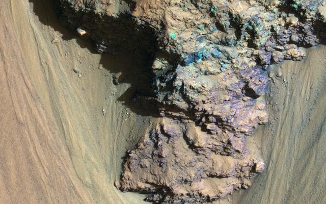 NASA image: Geologic History Revealed in Valles Marineris