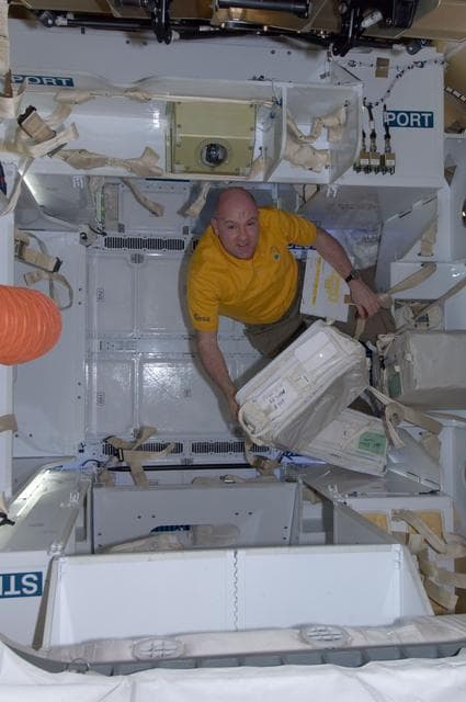 NASA image: Kuipers during Dragon Cargo Transfer OPS