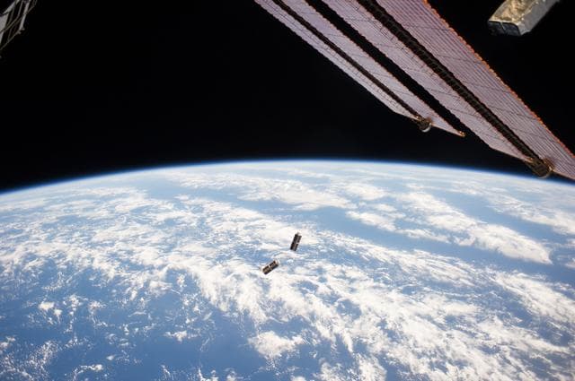NASA image: Nanoracks CUBESAT launcher operations