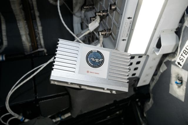 NASA image: iss066e110849