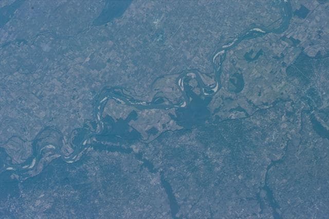 NASA image: Earth observations from shuttle Columbia during STS-73 mission